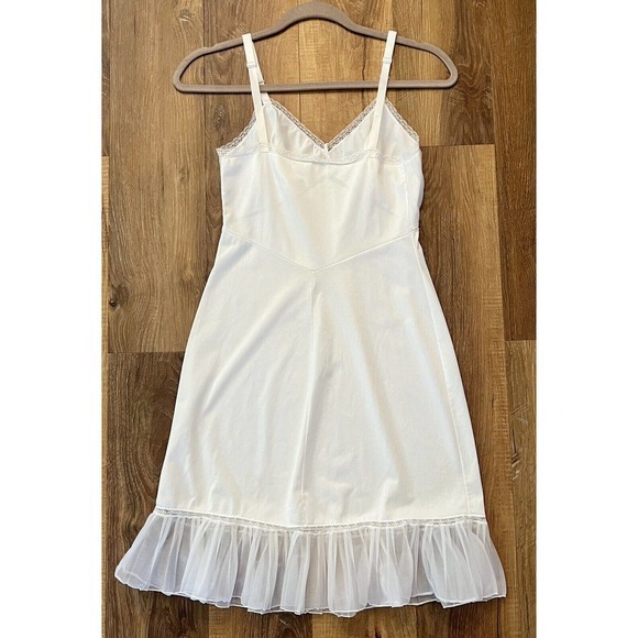 Vintage Women’s Form Fit Rogers Short Slip White, Fairy Babydoll Made in USA EUC - Picture 3 of 12